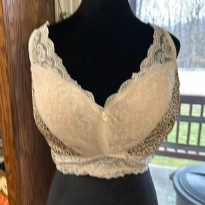 Women’s bra cheetah print size 3x